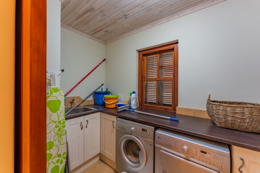 3 Bedroom Property for Sale in St Francis On Sea Phase I Eastern Cape